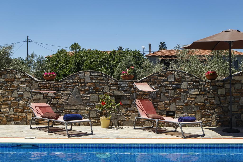 Seranides Boutique Hotel กาโตกัตซา ภายนอก รูปภาพ