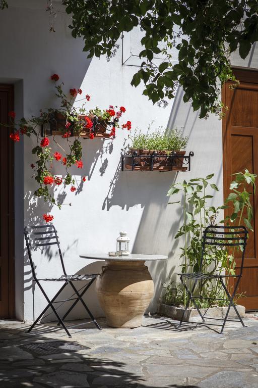 Seranides Boutique Hotel กาโตกัตซา ภายนอก รูปภาพ