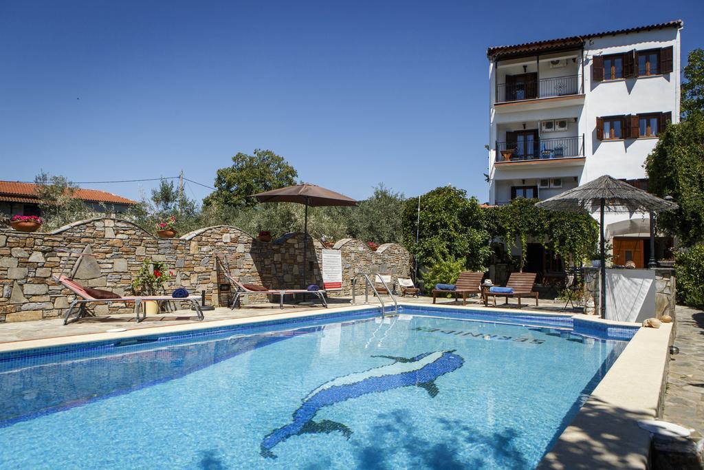 Seranides Boutique Hotel กาโตกัตซา ภายนอก รูปภาพ