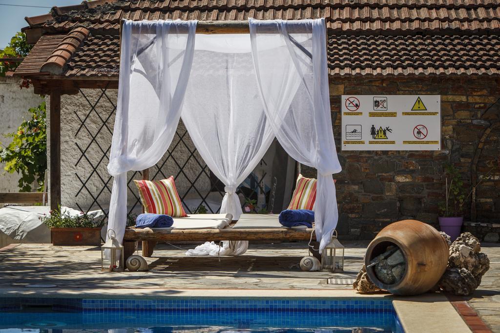 Seranides Boutique Hotel กาโตกัตซา ภายนอก รูปภาพ